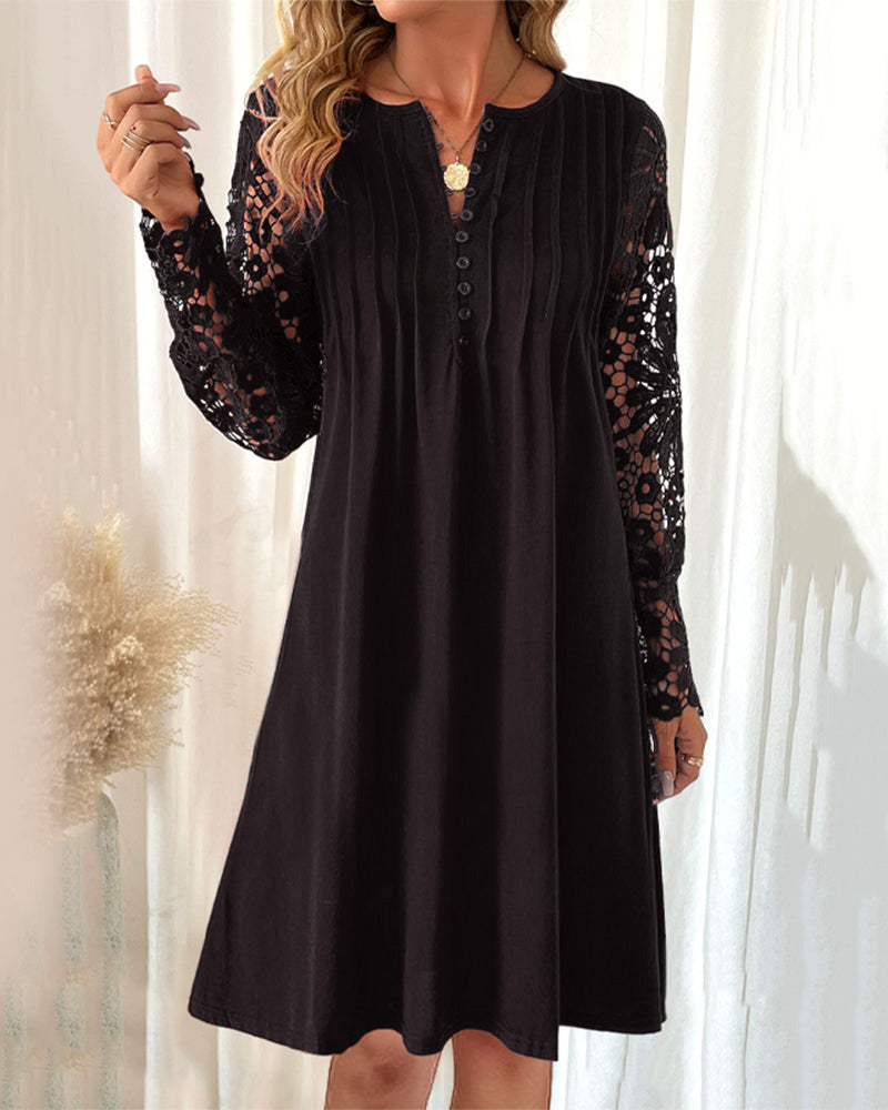 Juliette - Pleated dress with lace details