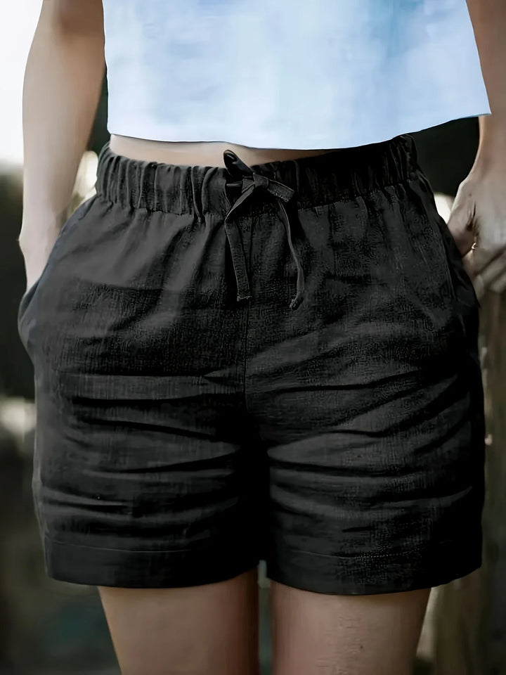Naomi - Casual Summer Shorts With Pocket