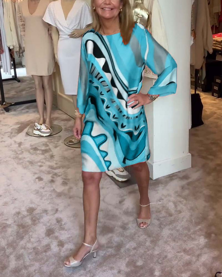 Amara – Elegant round-neck dress
