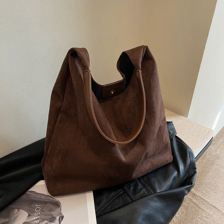 freja™ – soft shoulder bag in suede style