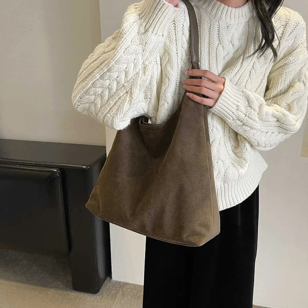 freja™ – soft shoulder bag in suede style