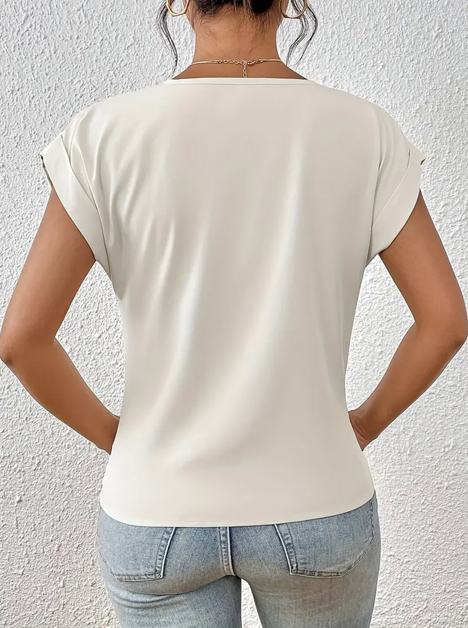 Bella | The Stylish V-Neck Top
