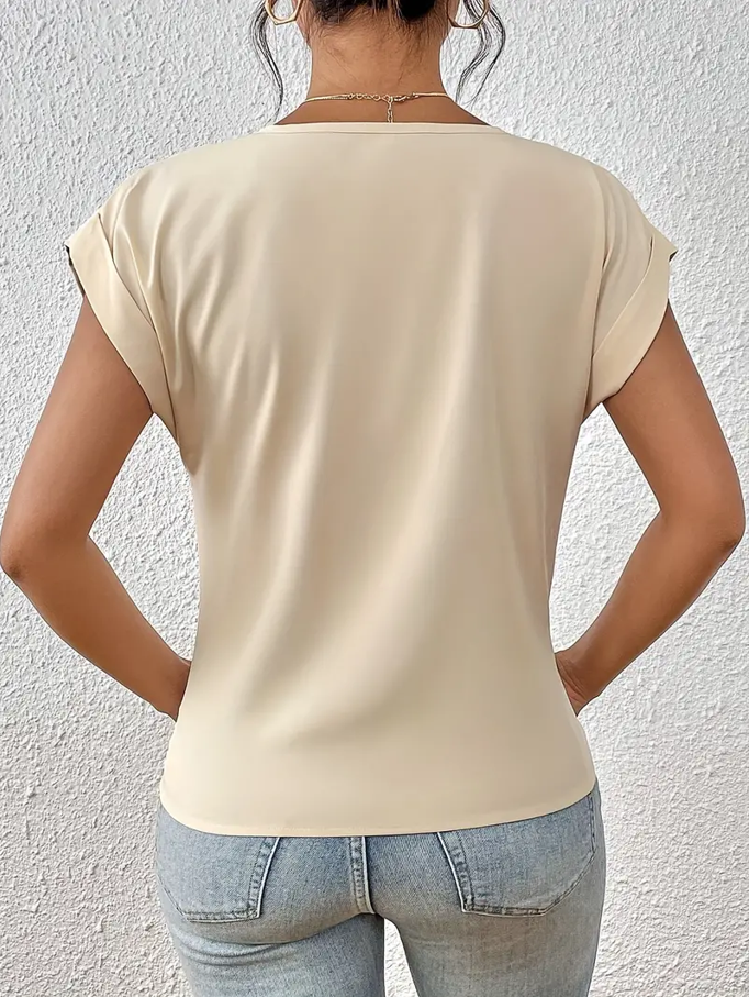 Bella | The Stylish V-Neck Top