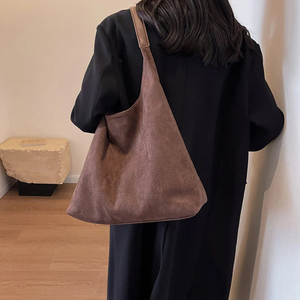 freja™ – soft shoulder bag in suede style