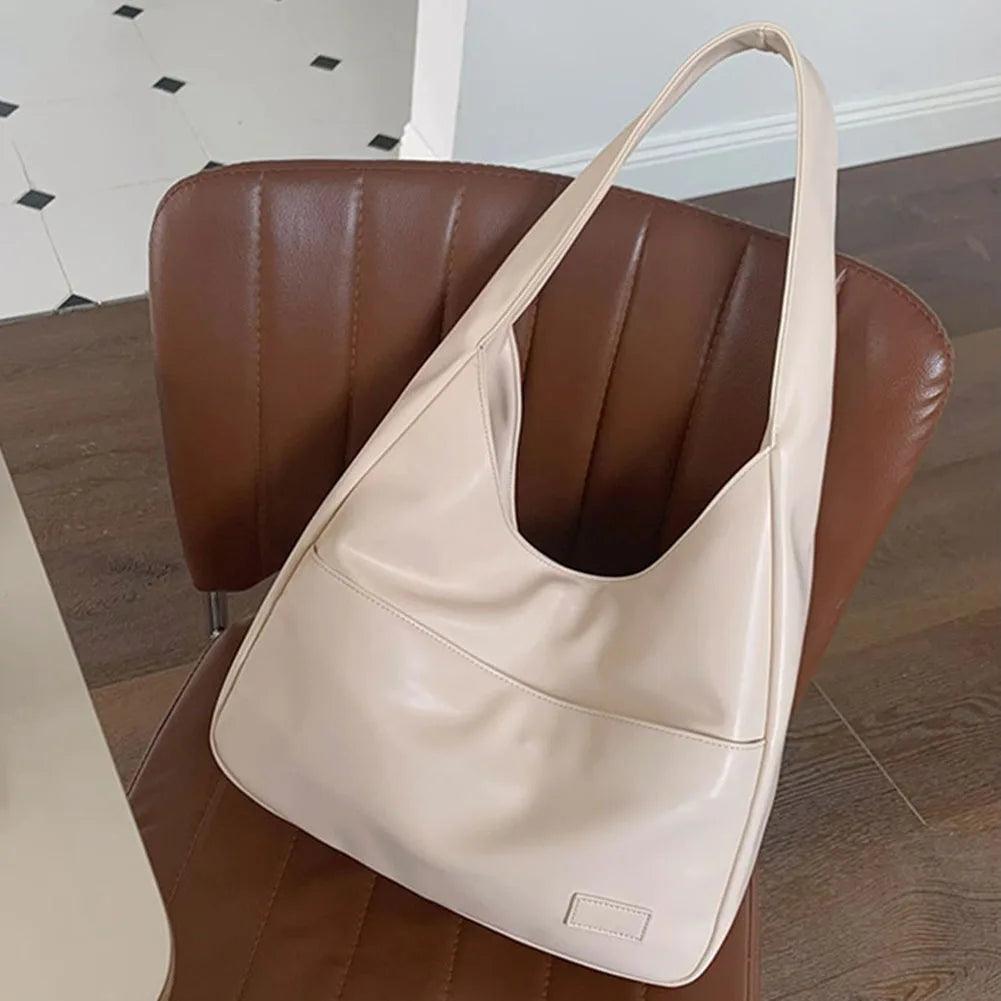 liv™ – casual hobo bag in leather look