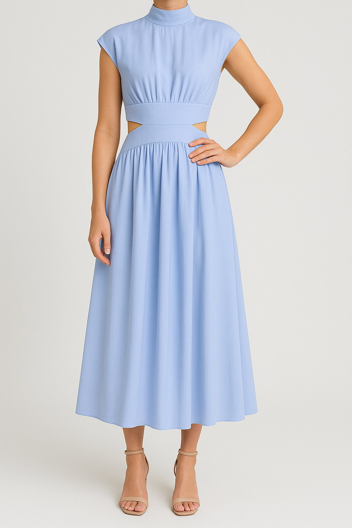 Yveline – Summer Dress with Open Back and Elegant Cut