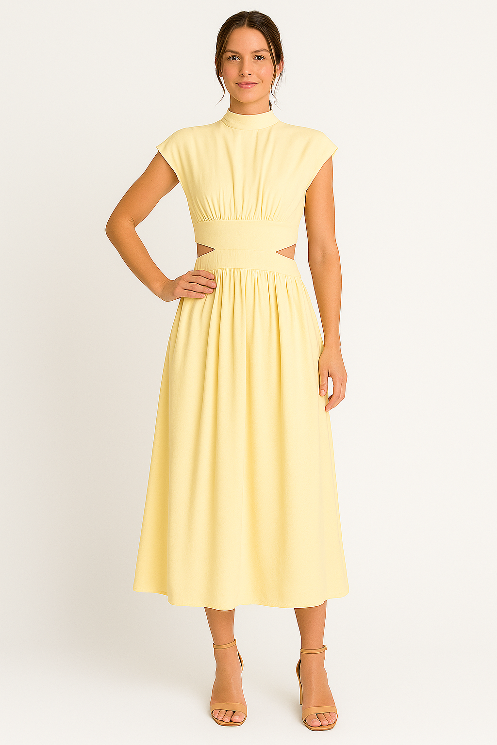 Yveline – Summer Dress with Open Back and Elegant Cut