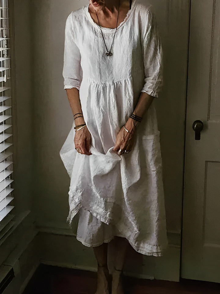 Tasoula - Elegant Round Neck Dress