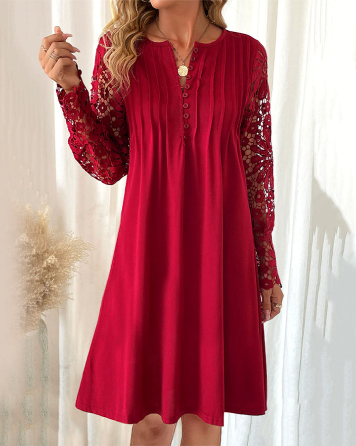 Juliette - Pleated dress with lace details