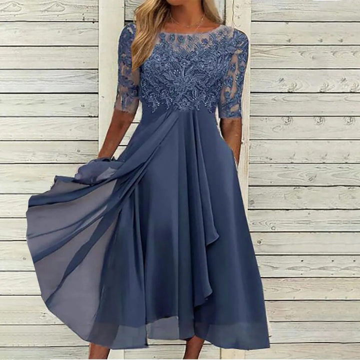 Violet – Elegant Lace Dress