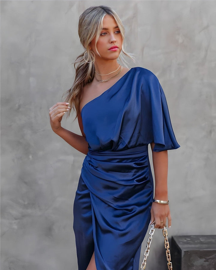 Kyra™ | Elegant Silk Robe with Slit