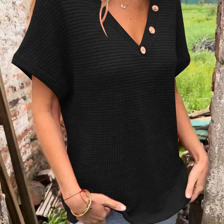 Adina™ - Elegant V-neck sweater with short sleeves and buttons